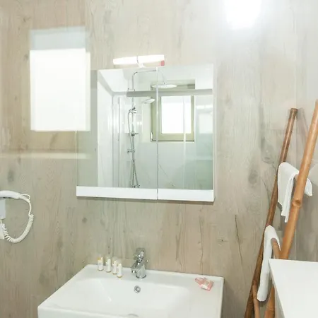 Mylos Mountain Villas- Giorgio Apartamento *